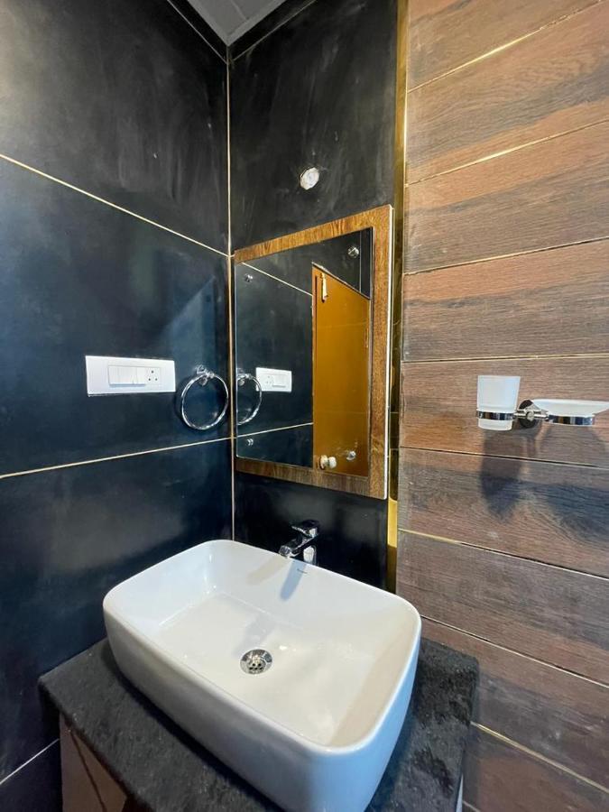Silver Oak Resorts Yedapalli 外观 照片